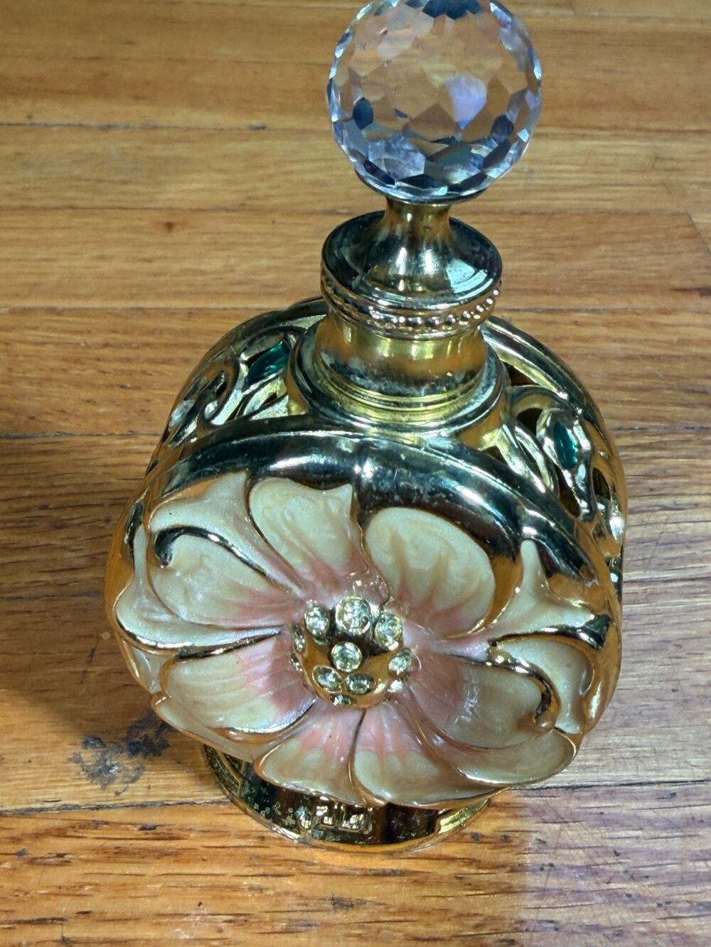 Swiss Arabian Amaali Empty Perfume Bottle 15mL 0.5 oz Jeweled Decorative Bottle